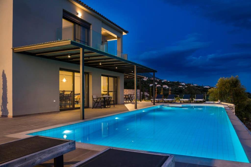 New Villa Blue With Private Pool At Trapezaki Livathos  Dış mekan fotoğraf