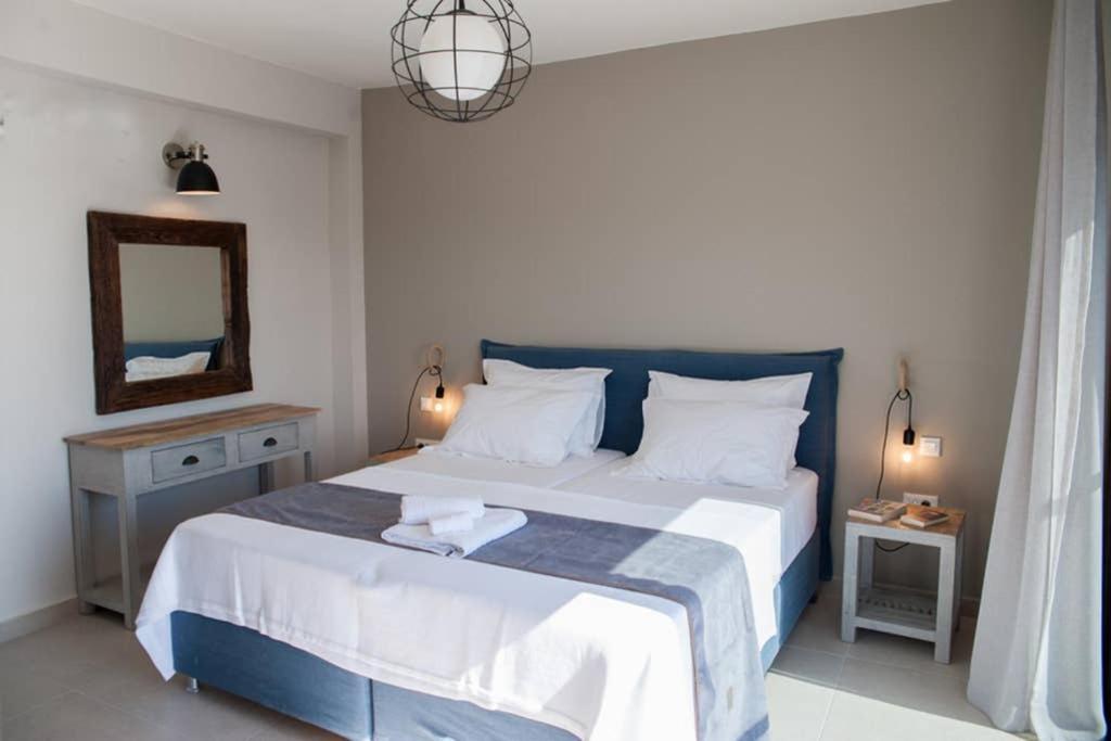 New Villa Blue With Private Pool At Trapezaki Livathos  Dış mekan fotoğraf