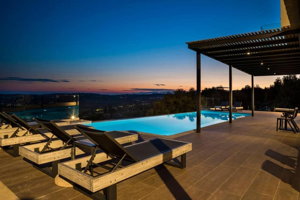 New Villa Blue With Private Pool At Trapezaki Livathos  Dış mekan fotoğraf