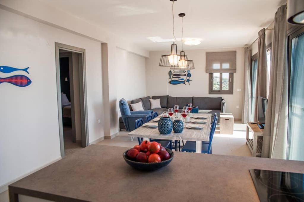 New Villa Blue With Private Pool At Trapezaki Livathos  Dış mekan fotoğraf