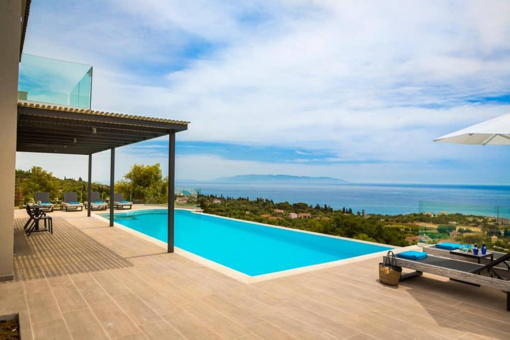 New Villa Blue With Private Pool At Trapezaki Livathos  Dış mekan fotoğraf