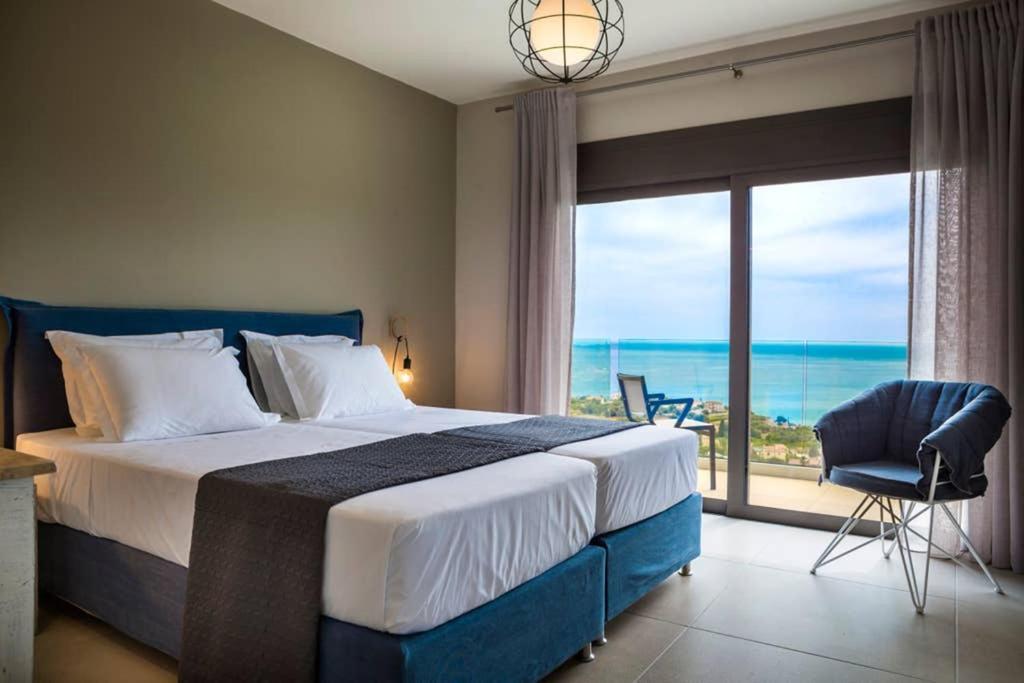 New Villa Blue With Private Pool At Trapezaki Livathos  Dış mekan fotoğraf