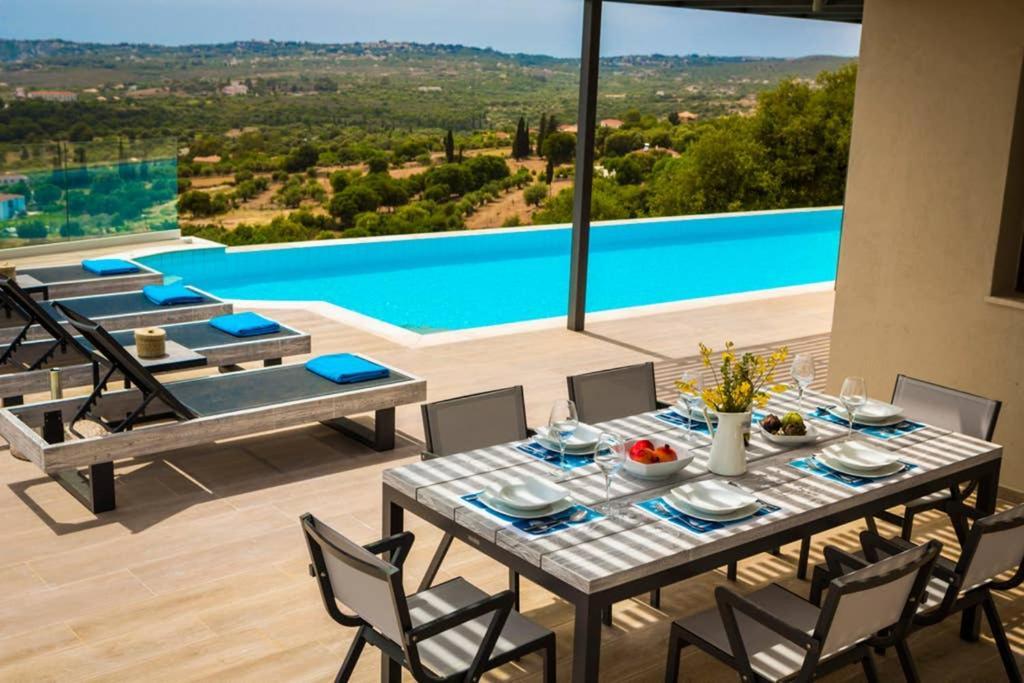 New Villa Blue With Private Pool At Trapezaki Livathos  Dış mekan fotoğraf
